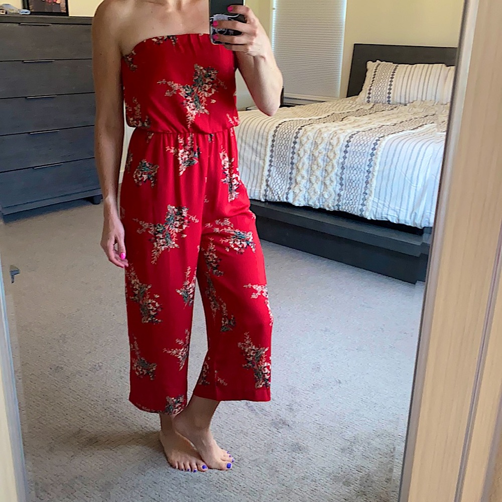 Super cute jumpsuit!